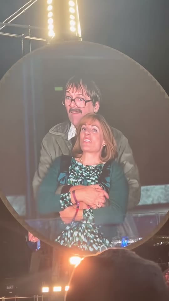 Coldplay Kiss Cam AI