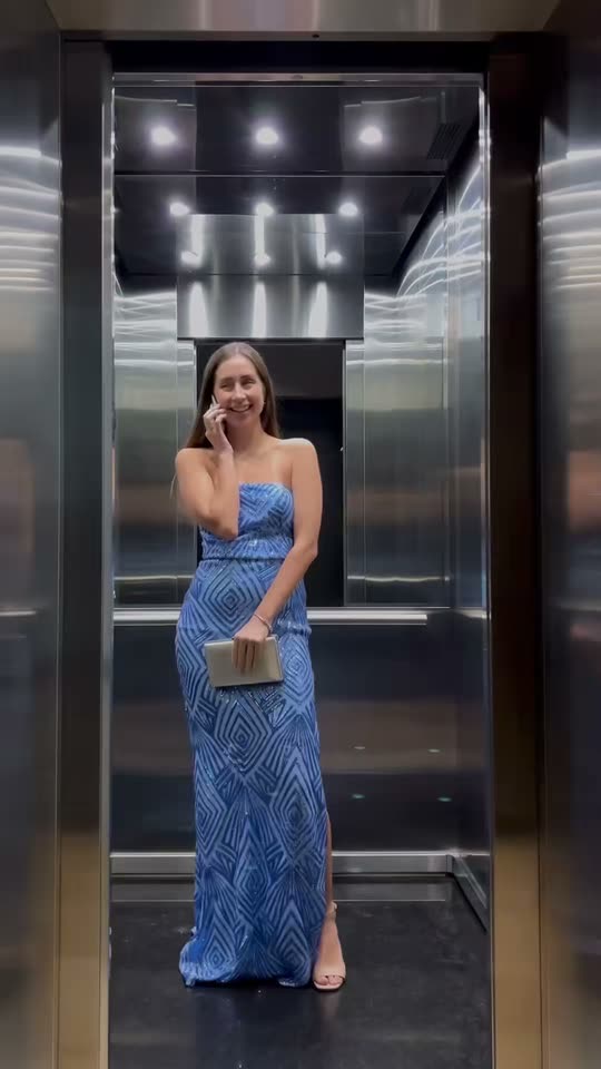 Elevator Outfits AI